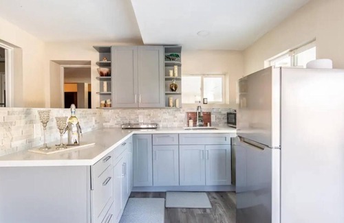 Hillsborough House | Serene Retreat w/Private Pool, Jacuzzi & Skyline Views