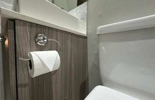 Greater Johannesburg Metropolitan Area Apartment | Serene Studio - Steps away Rosebank Mall