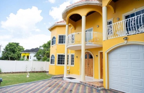 Mammee Bay House | Serene, Tranquility & luxuryn2 separate apts when combined can house 15 guests