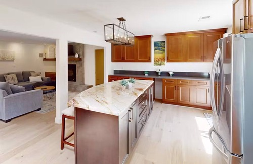 Santa Rosa House | Serene wine country home, central AC, close to golf, hiking, wineries & dining