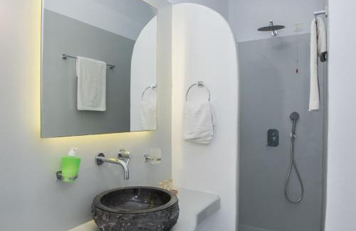 Akrotiri Hotel | Serenità Luxury Suites