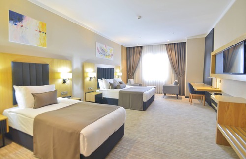 Mahmutbey Hotel | Serenity Comfort Hotel