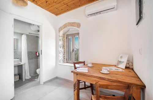 Kouses Apartment | Serenity Courtyard village apartment