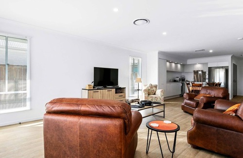 Point Vernon House | Serenity in Point Vernon