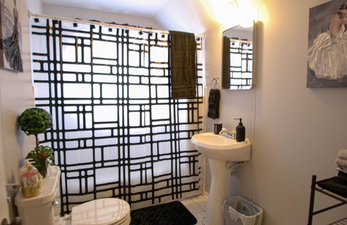 Sapulpa House | Serenity in Sapulpa sleeps 21 - 15 minutes to Tulsa