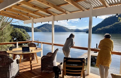 Sydney House | Serenity on Coba Point