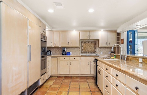 Canyon Lake House | Serenity Point/Lakefront/Pool/Fire Pit/Pool Table