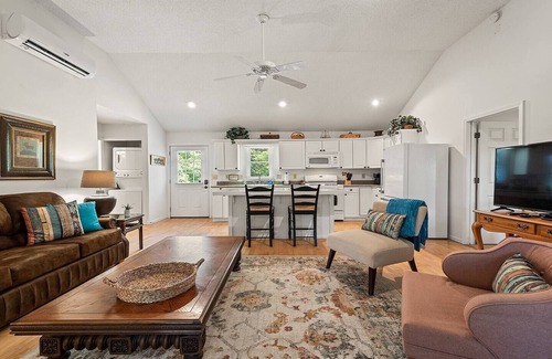 Cranberry Falls House | Serenity Retreat-Peaceful, Pet-Friendly, Escape