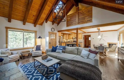 Kingswood Estates House | Serenity Tahoe Retreat - Hot Tubnn