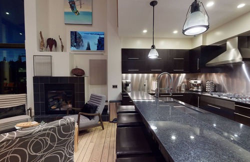 The Edge House | Serenity @The Edge ~ Contemporary design with Style, Luxury and Comfort