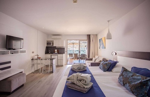 Puerto Rico Hotel | Servatur Casablanca Suites & Spa - Adults Only