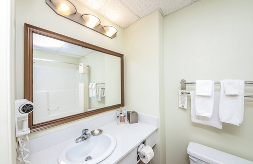 Southeast Calgary Hotel | Service Plus Inns and Suites Calgary