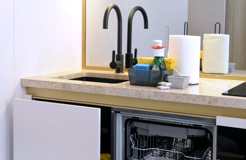 Eixample Apartment | Serviced 2 Bedroom Apartment with Terrace and Community Pool