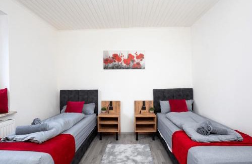 Hochlarmark Apartment | Serviceroom24 - Apartment 5 in Recklinghausen WLAN - Smart-TV - 24-7 Check-in und Küche
