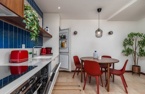 Sesimbra Apartment | Sesimbra Blue Port Terrace – Comfort, Style, Pool