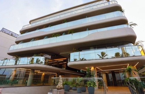 Cabo Branco Apartment | Setai Yacht Comfort - By Almare Flats