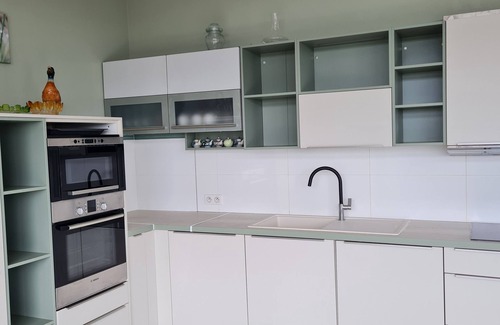 Sete Villa | SETE, listed villa 240 m2, 50 meters from the beach, 1st sea line, swimming pool