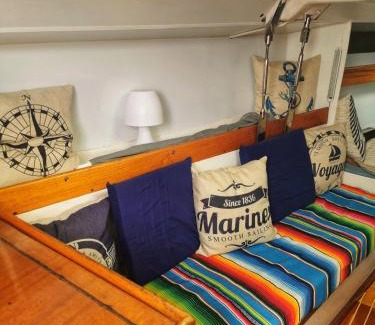 Porto-Vecchio Boat Rental | seuls à bord dans le golfe hebergement atypique