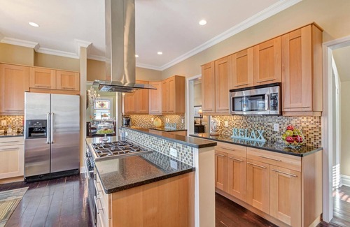 Ocean Grove House | Seven Bedroom Turn-of-the-century Grand Victorian