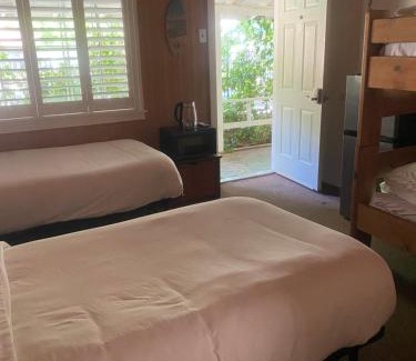 Kaweah Hotel | Seven Circles Lodge & Retreat