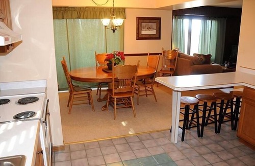 Seven Springs Condo | Seven Springs 2 Bedroom Standard Condo, Sleeps 10! by RedAwning