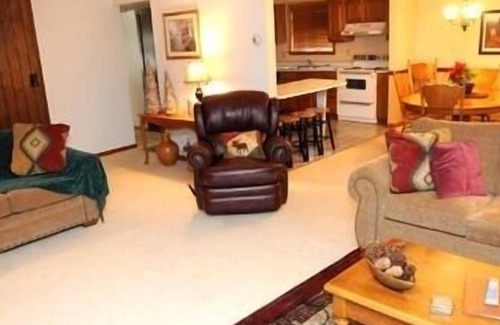 Seven Springs Condo | Seven Springs 2 Bedroom Standard Condo, Sleeps 10! by RedAwning