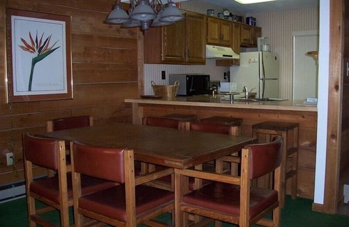 Seven Springs House | Seven Springs Townhouse with WiFi/NetFlix