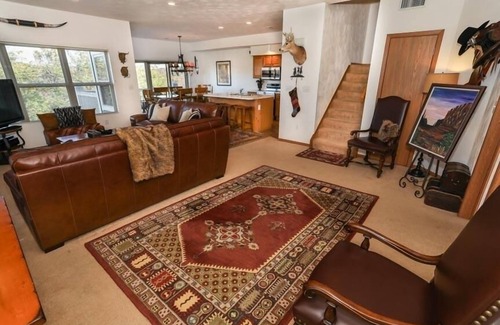 Seven Springs Condo | Seven Springs Woodridge 4 Bedroom Premium Condo, Mountain Views and Sleeps 10! by RedAwning