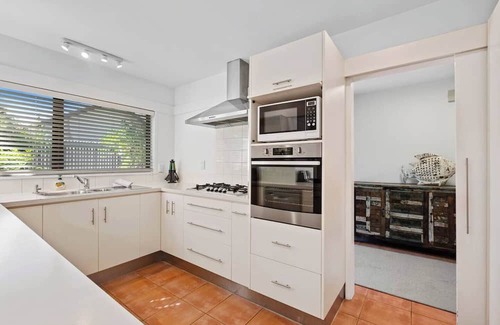 Hanmer Springs House | Seventeen On Cheltenham