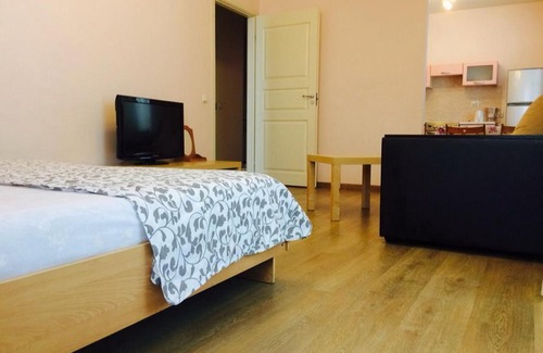 Novo-Savinovskiy Apartment | Sevil Apartment On Khakima 60