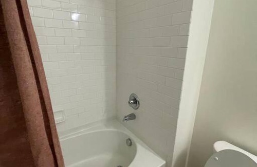 South Baltimore House | Sexy in the city BnB downtown Baltimore