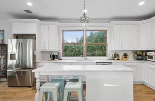 Long Island House | Shabby Chic Beach House get Away, a Stone's Throw From the Hamptons's!