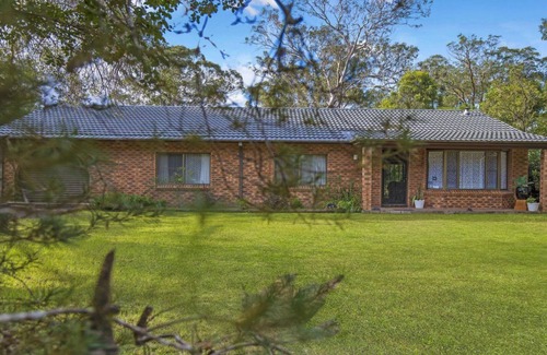 Barrington House | Shady Trees Barrington