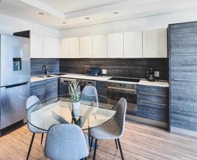 Century City Apartment | Shalom on Matrix by Dajosha