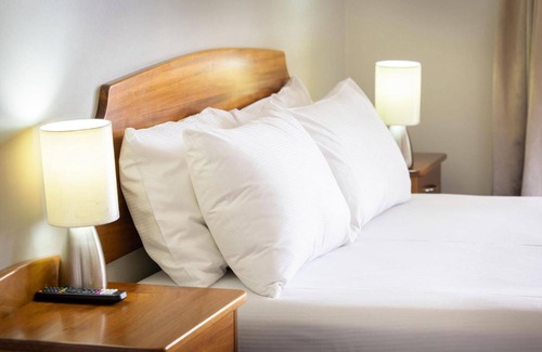 West Mackay Hotel | Shamrock Gardens Motel