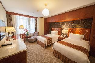 Downtown Shanghai Hotel | Shanghai Park Hotel - Hudec Excellent Historical Building - Priority Access for Classic Butterfly Cookies Without queuing to guests