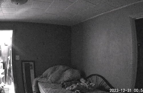 Pueblo Bed & Breakfast | Shared house Bedroom is next to restroom breakfast included in house massage