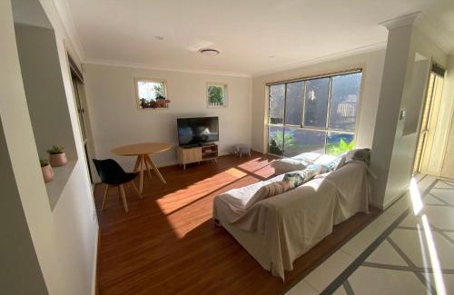 Upper Coomera House | Shared house with other guests near shopping center and theme parks