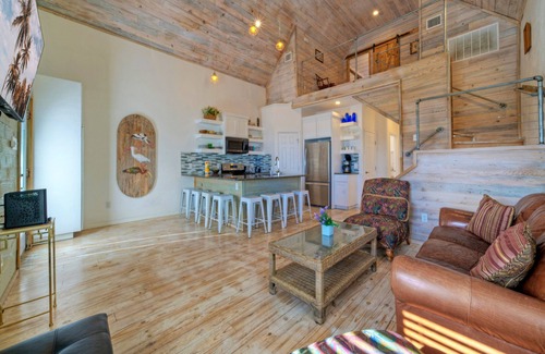 Flour Bluff House | Shared Pool w/Bay Views, Boat Dock | Fishing | Big Slough by AvantStay