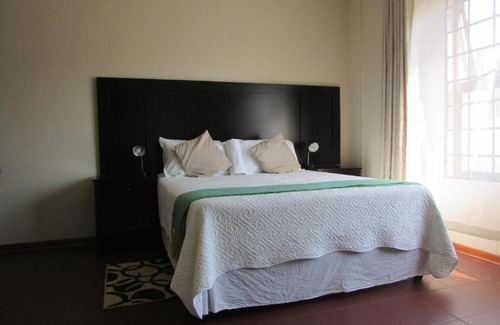 Gaborone Bed & Breakfast | Shathipha Cottage