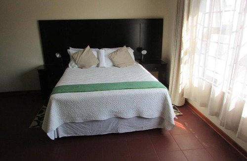 Gaborone Bed & Breakfast | Shathipha Cottage