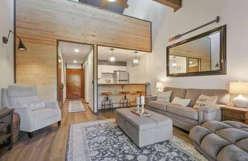 Shaver Lake Condo | Shaver Escape! Mountain Loft Condo