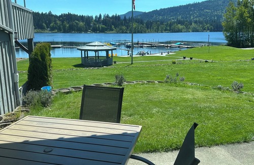 Shawnigan Lake Condo | Shawnigan Lake Beach Front Condo