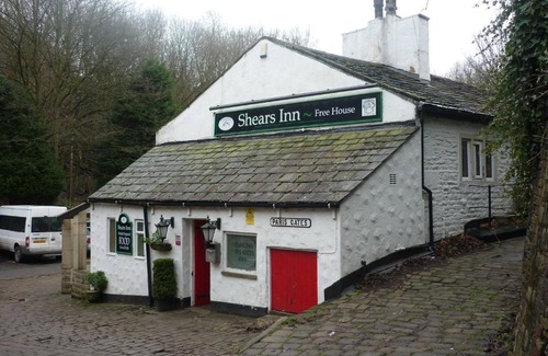 Halifax Hotel | Shears Inn