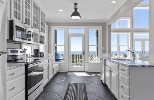 Atlantic Beach House | Shearwater 4 Bedroom Home by RedAwning