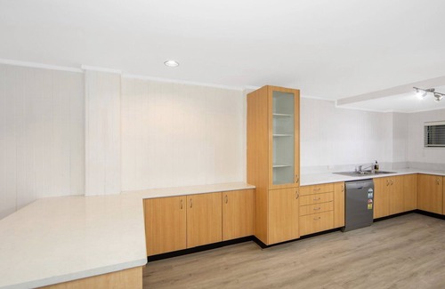 Pearl Beach House | Shelby by HolidayCo.