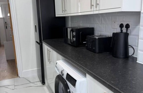 Seven Kings Apartment | Shelters Residentials – Comfortable Aparthotel Living in Seven Kings