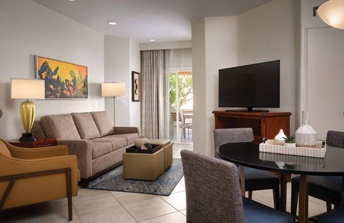 North Scottsdale Villa | Sheraton Desert Oasis Resort 1 BR Villa - 12 min. walk to TPC golf Feb 6 - Feb 9