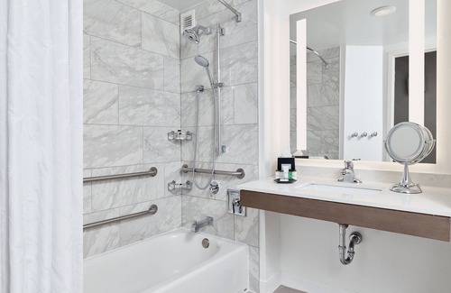 Deerwood Hotel | Sheraton Jacksonville Hotel