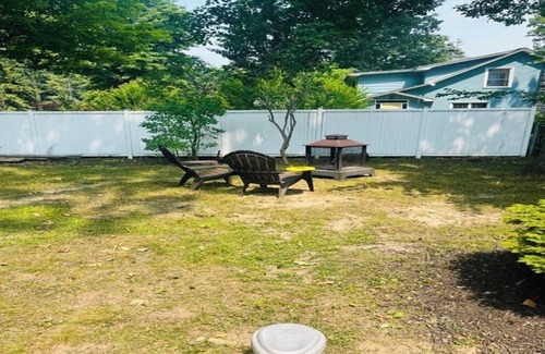 Port Colborne House | Sherkston/Cedar Bay, Port Colborne. Your Lakeside Escape Awaits at Private Beach